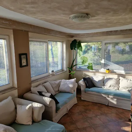 Luxury Ana With Hot Tub Vakantiehuis