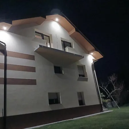 Luxury Ana With Hot Tub