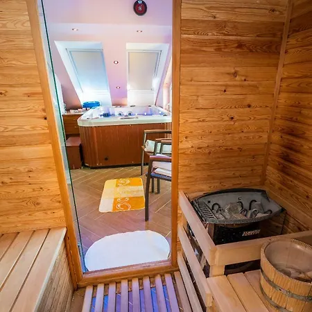 Сasa de vacaciones Luxury Ana With Hot Tub *