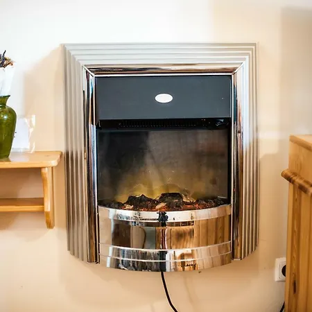 Hébergement de vacances Luxury Ana With Hot Tub Visnja Gora