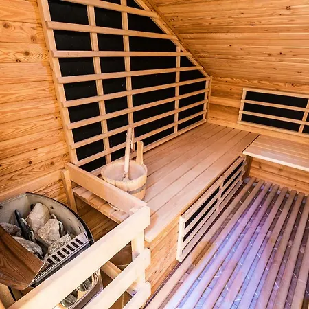 Сasa de vacaciones Luxury Ana With Hot Tub Visnja Gora