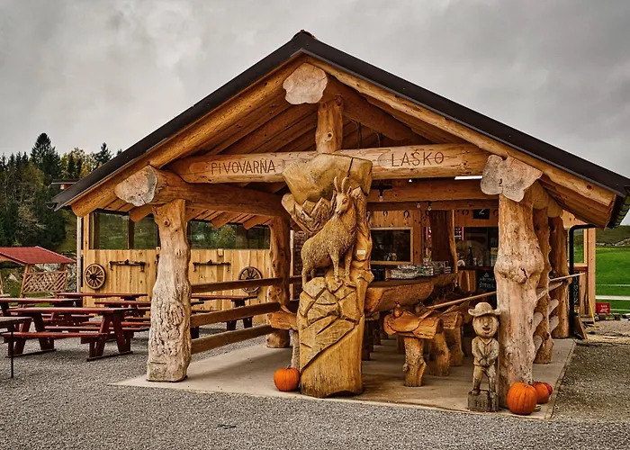 Luxury Ana With Hot Tub Visnja Gora