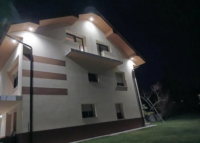 Luxury Ana With Hot Tub