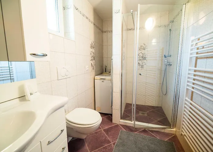 Luxury Ana With Hot Tub * Visnja Gora