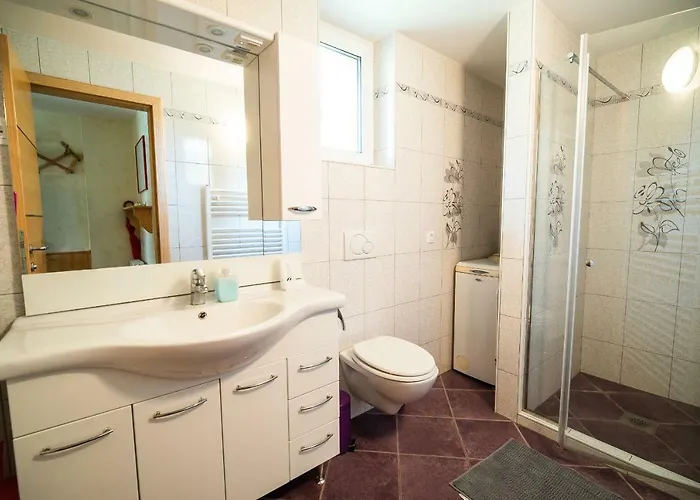 Luxury Ana With Hot Tub * Visnja Gora