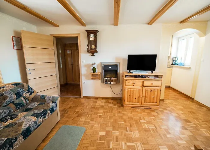 Ferienhaus Luxury Ana With Hot Tub