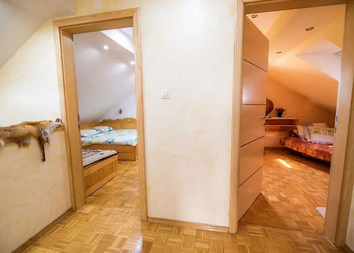 Luxury Ana With Hot Tub Ferienhaus Visnja Gora