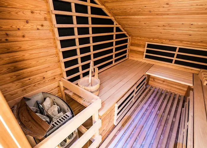 Ferienhaus Luxury Ana With Hot Tub Visnja Gora